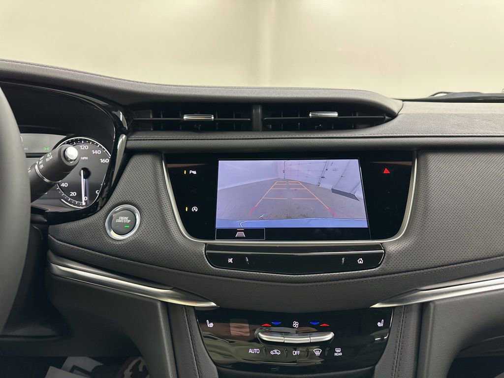 New 2025 Cadillac XT5 Luxury image 40