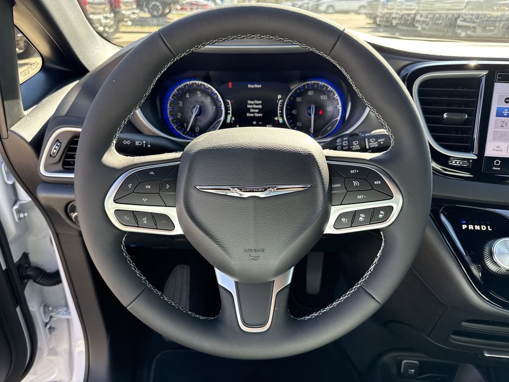 New 2026 Chrysler Voyager LX FWD image 16