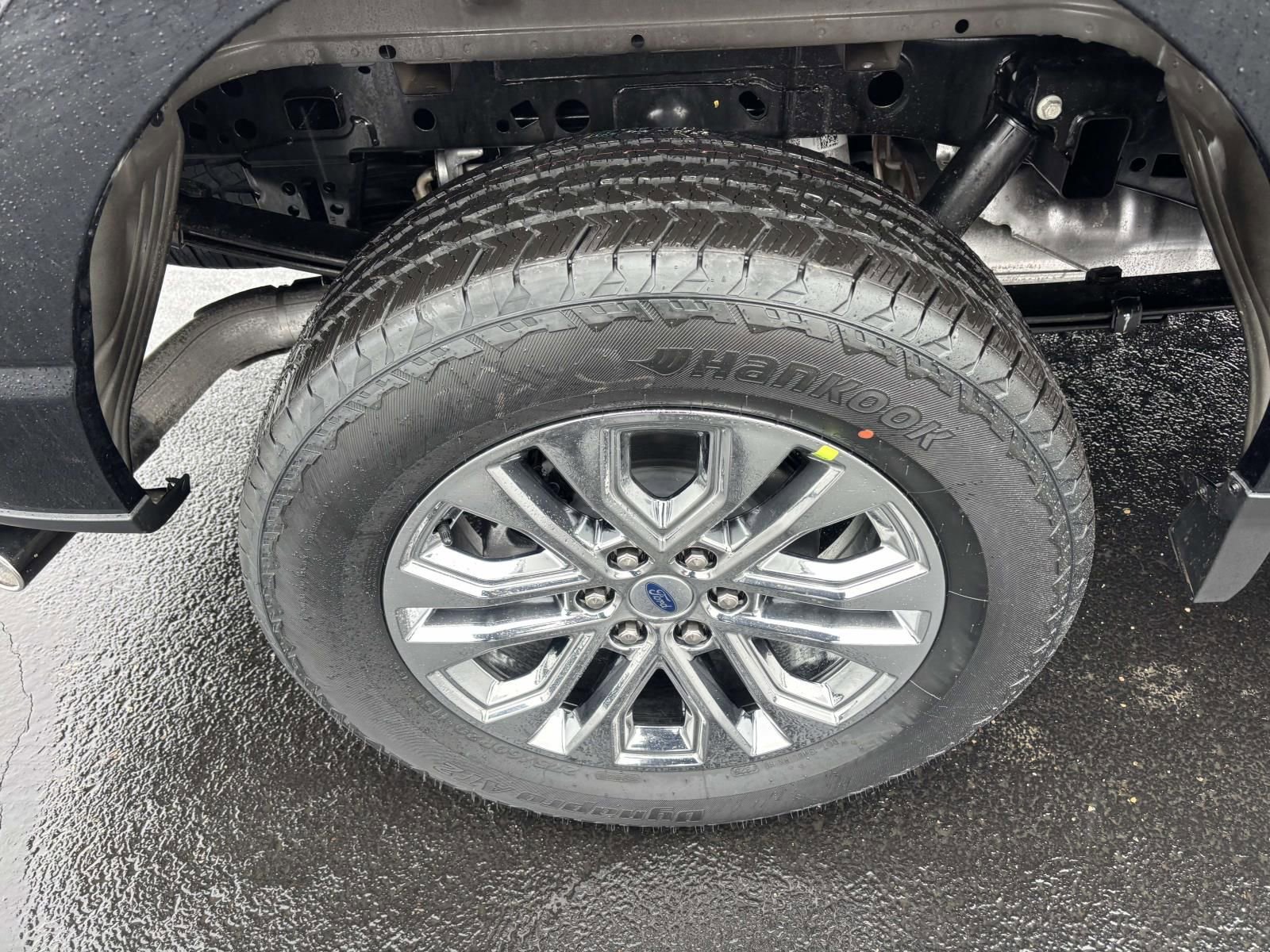 New 2025 Ford F150 Lariat w/ Equipment Group 502A High image 10