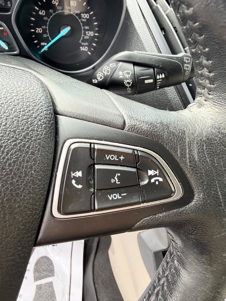 Used 2018 Ford Escape SEL AWD/4WD image 22