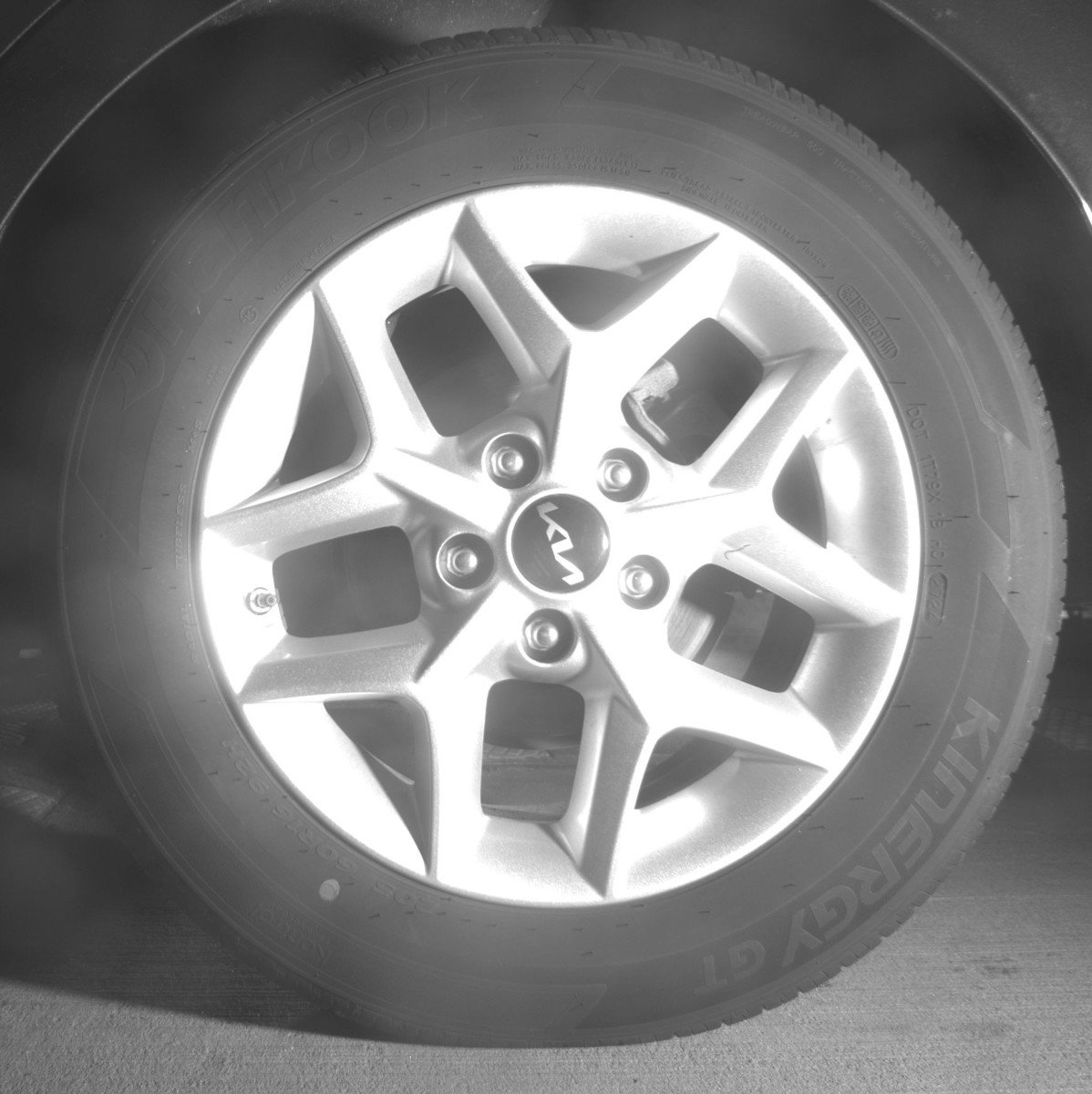 Used 2025 Kia Soul LX w/ LX Technology Package FWD image 14