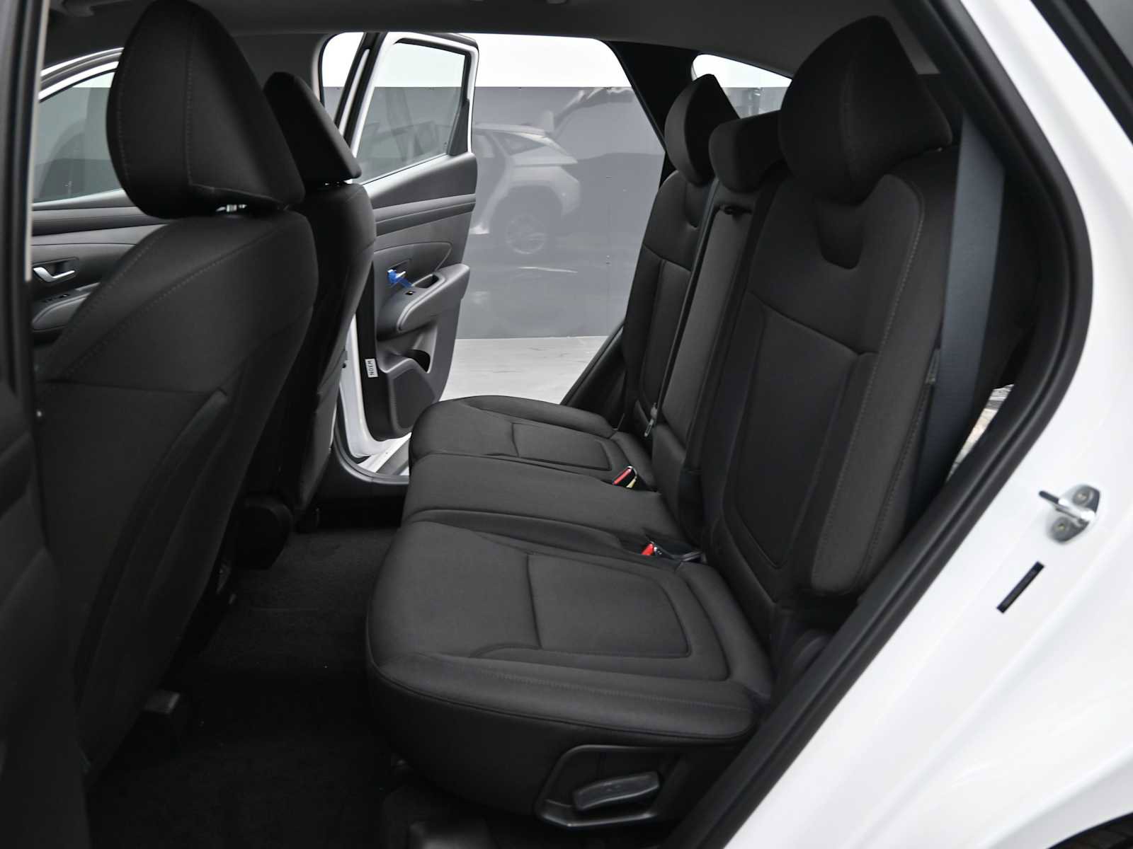 New 2026 Hyundai Tucson SE image 15