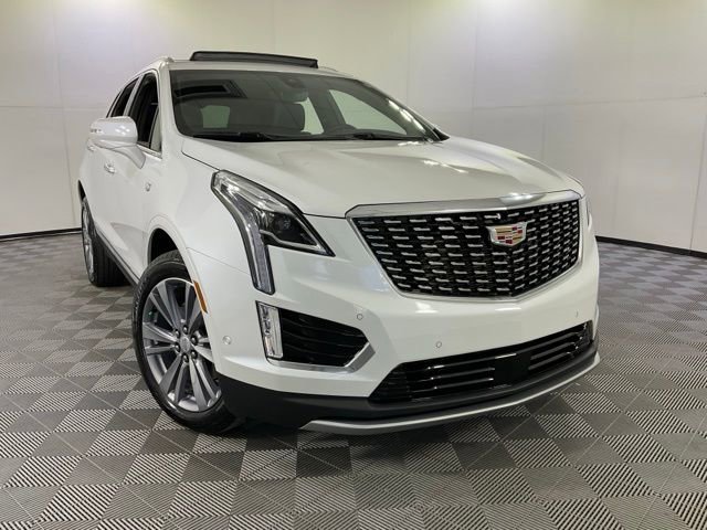 Used 2025 Cadillac XT5 Premium Luxury w/ Technology Package AWD/4WD image 8
