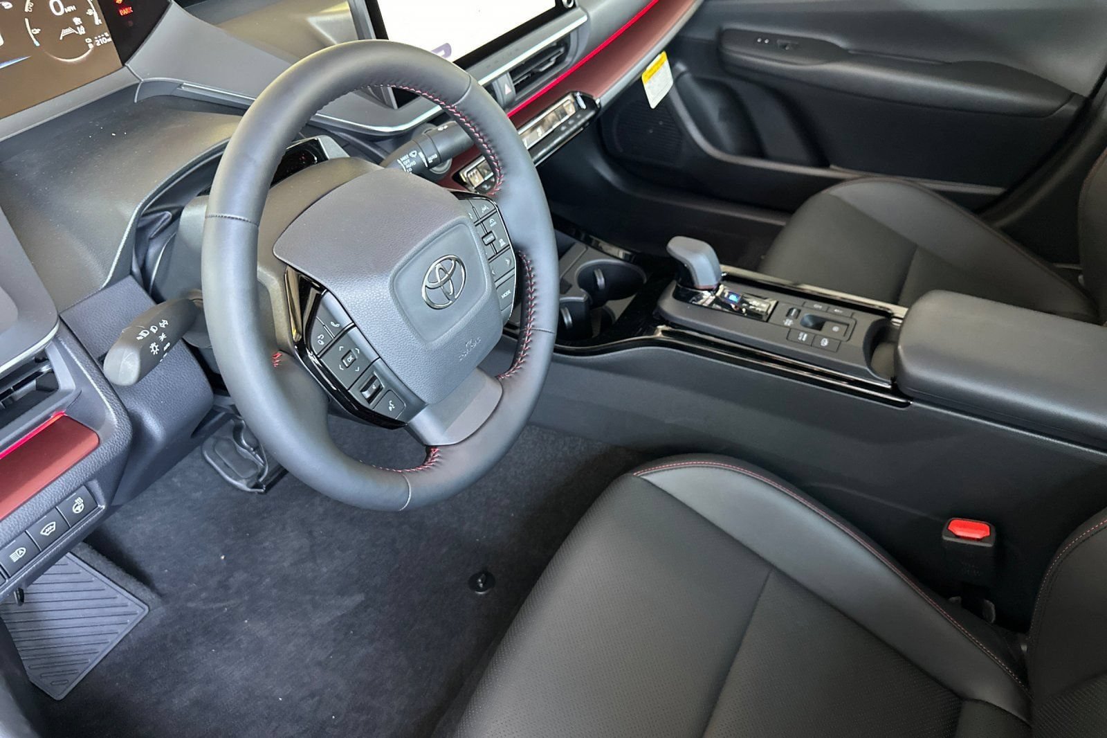 New 2026 Toyota Prius Plug-In Hybrid FWD image 9