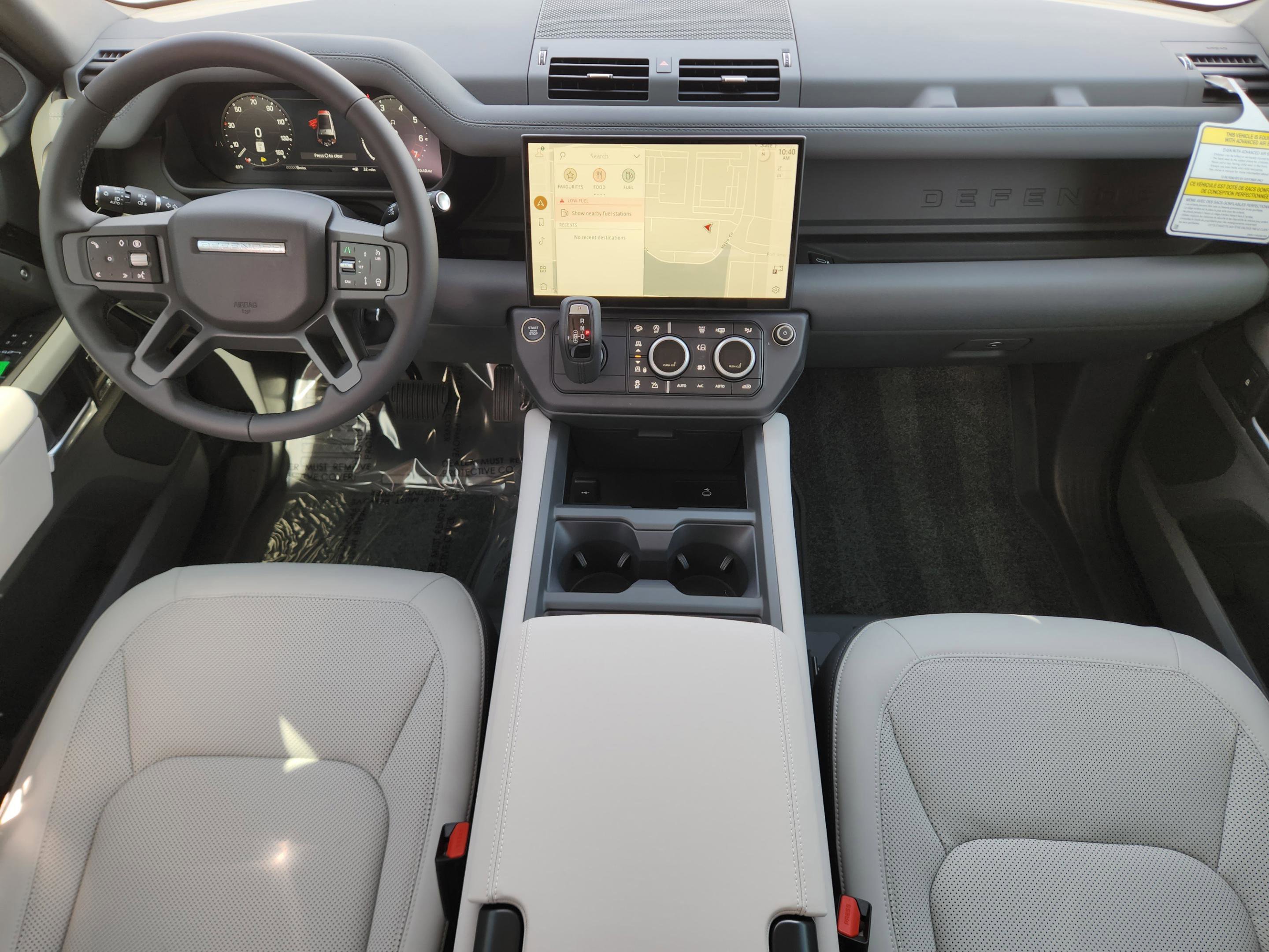 New 2026 Land Rover Defender 130 X-Dynamic SE AWD/4WD image 21