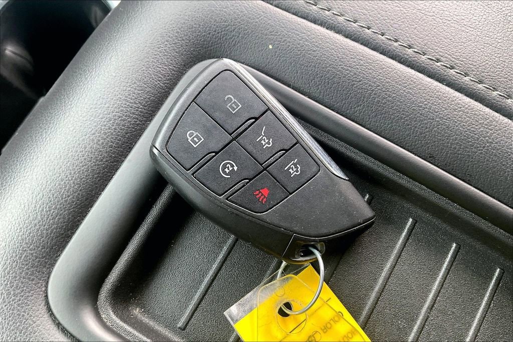 Used 2022 Chevrolet Suburban Z71 w/ Z71 Off-Road Package image 36