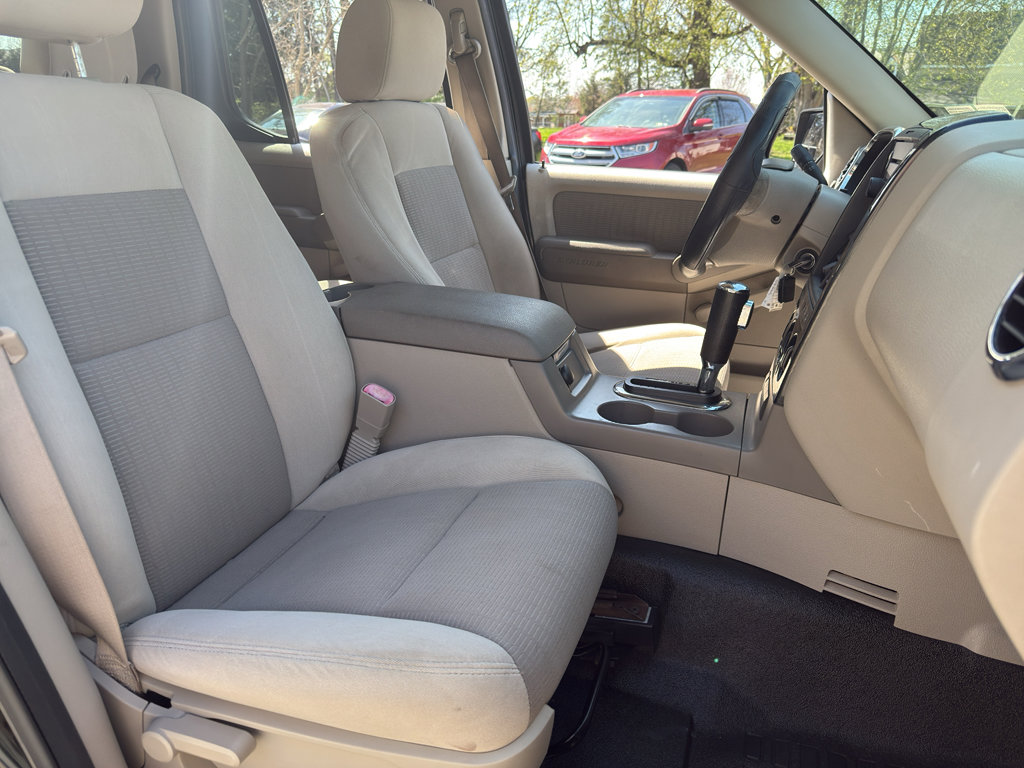 Used 2007 Ford Explorer Sport Trac XLT image 26