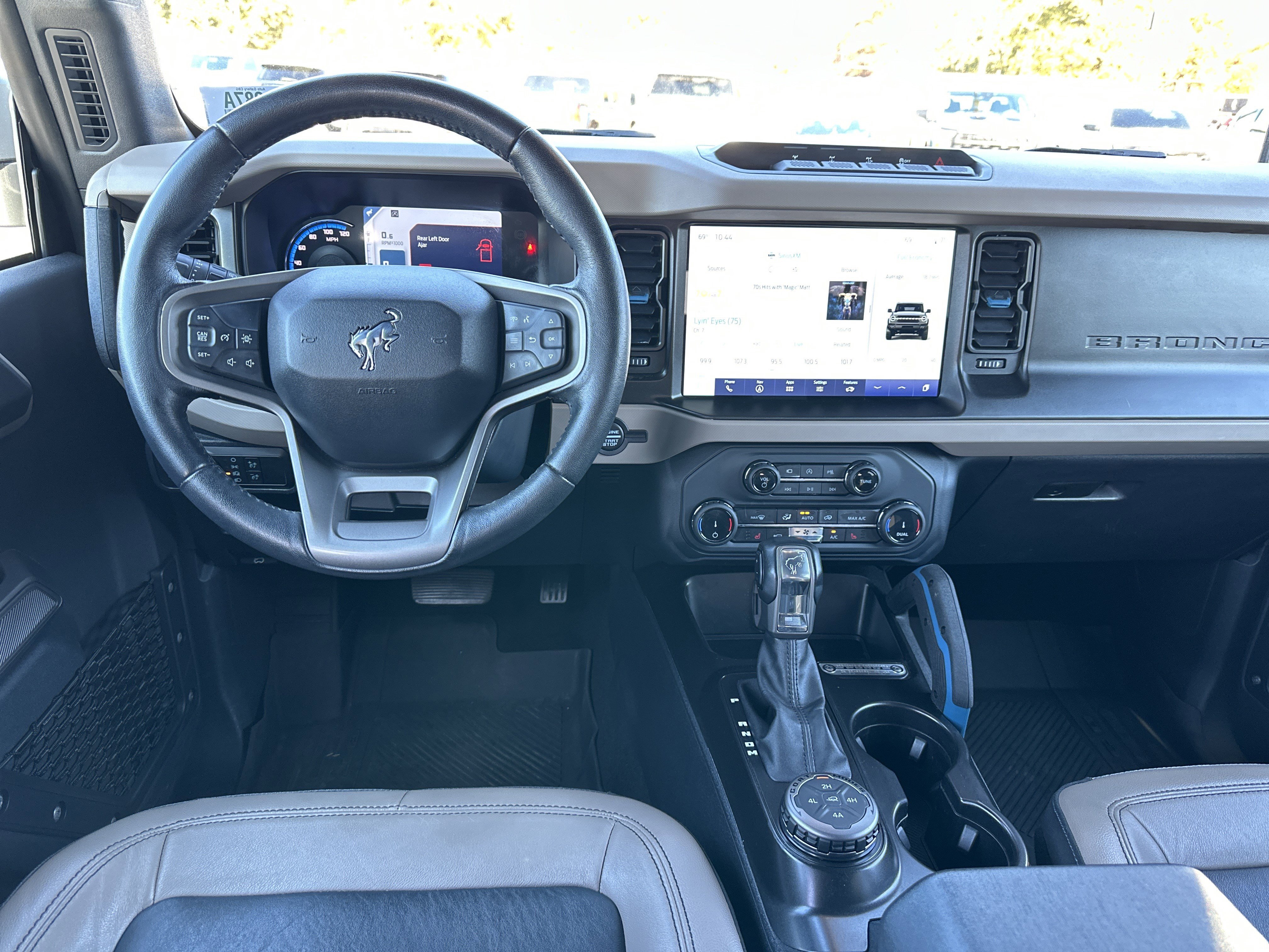 Used 2022 Ford Bronco Wildtrak image 23