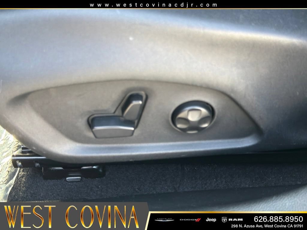 Used 2021 Jeep Compass Trailhawk w/ Sun and Sound Group AWD/4WD image 17