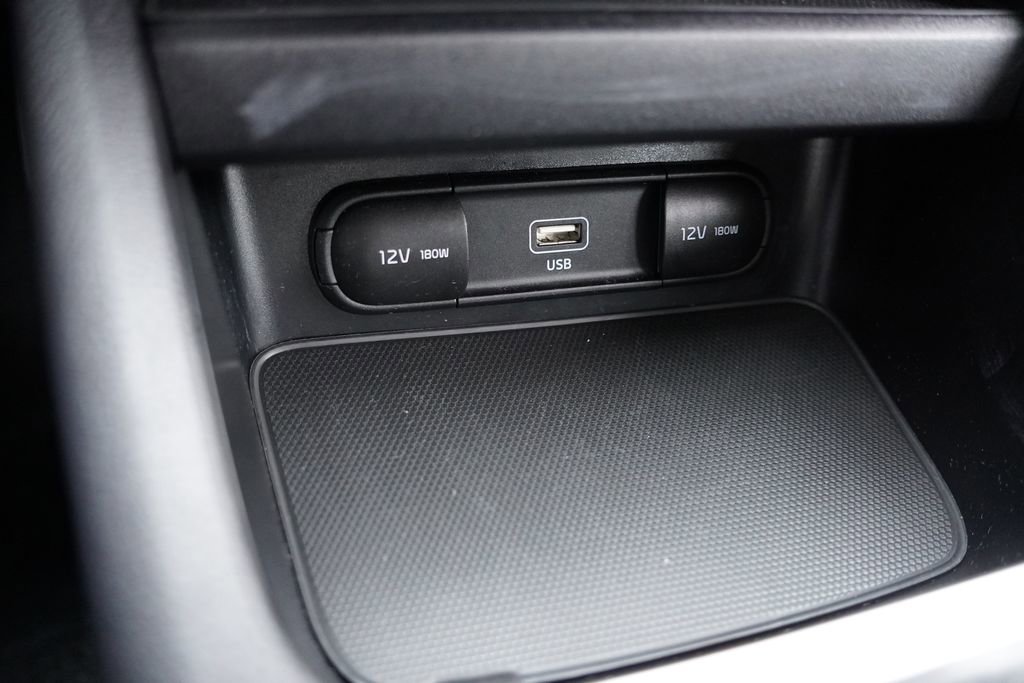 Certified 2022 Kia Forte LXS w/ LXS Technology Package image 24