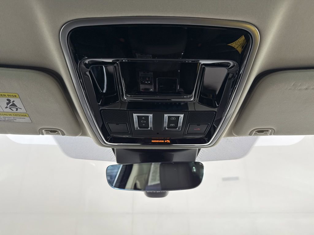 Used 2017 Land Rover Range Rover Supercharged image 32