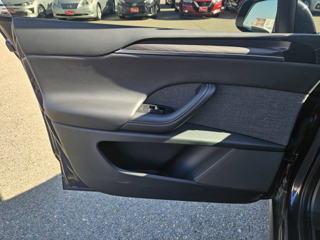 Used 2024 Tesla Model X image 9