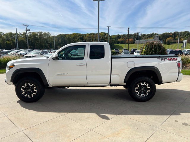 Used 2022 Toyota Tacoma TRD Off-Road w/ TRD Premium Off Road Package AWD/4WD image 6