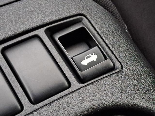 Used 2025 Nissan Z Sport w/ Floor Mat Package image 24