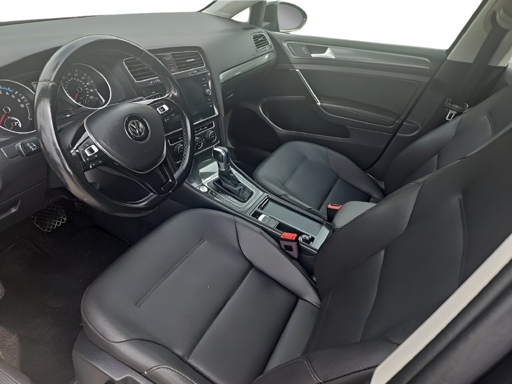 Used 2018 Volkswagen e-Golf SEL FWD image 15