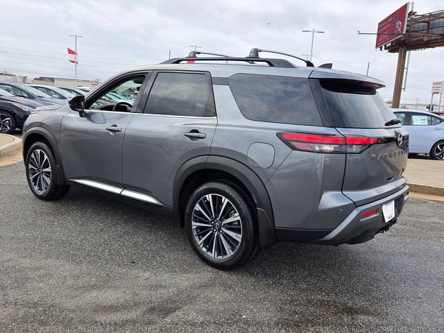 New 2026 Nissan Pathfinder Platinum w/ Cargo Package image 9