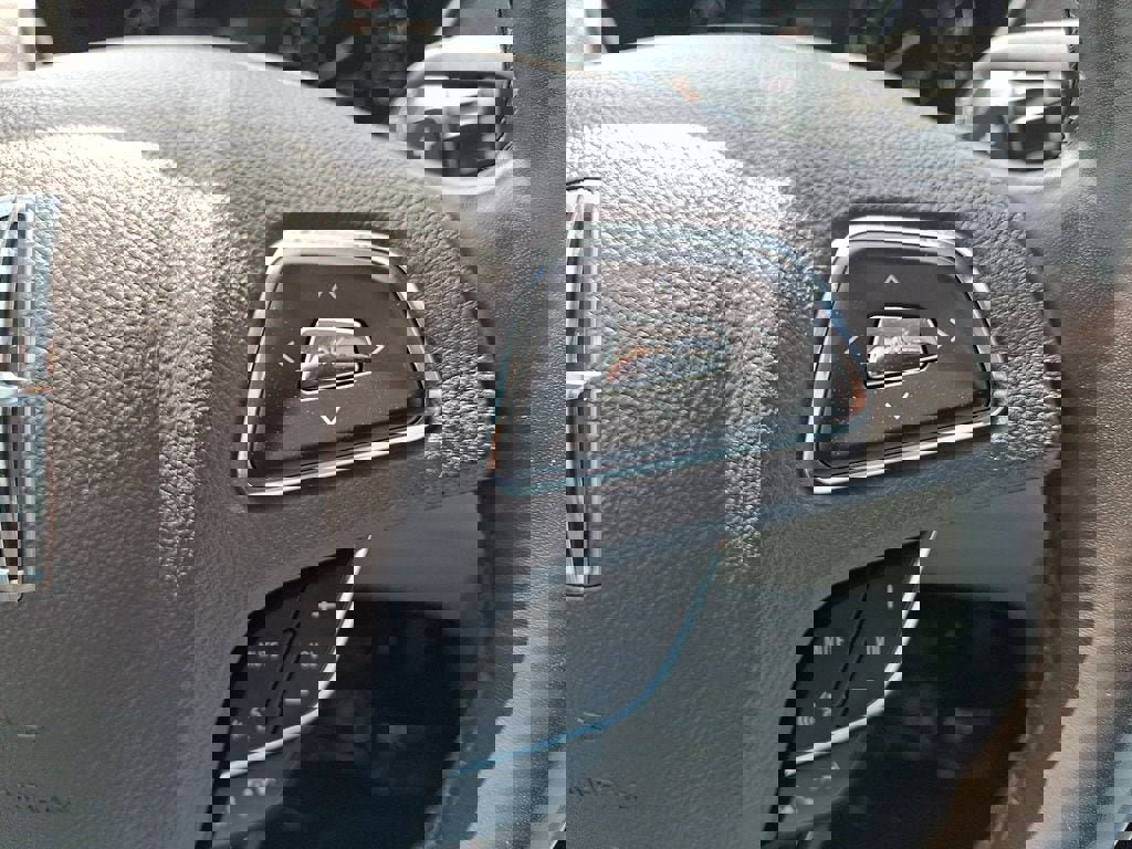 Used 2016 Lincoln MKX Reserve w/ Climate Package image 23