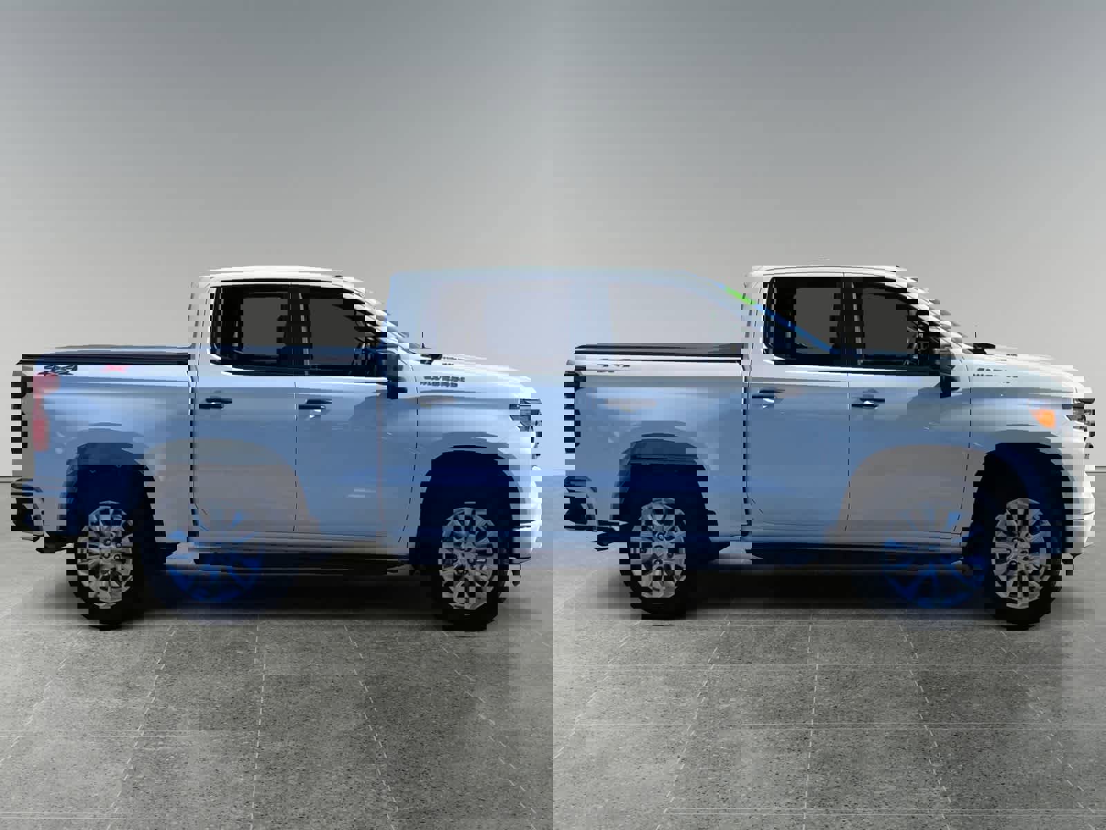 Used 2025 Chevrolet Silverado 1500 Custom image 6