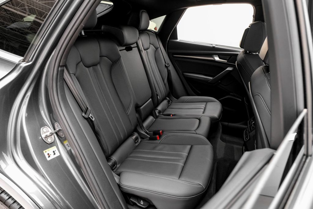 Used 2022 Audi SQ5 Prestige AWD/4WD image 34