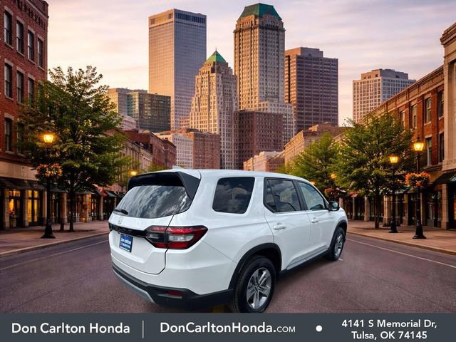 Certified 2025 Honda Pilot EX-L image 4