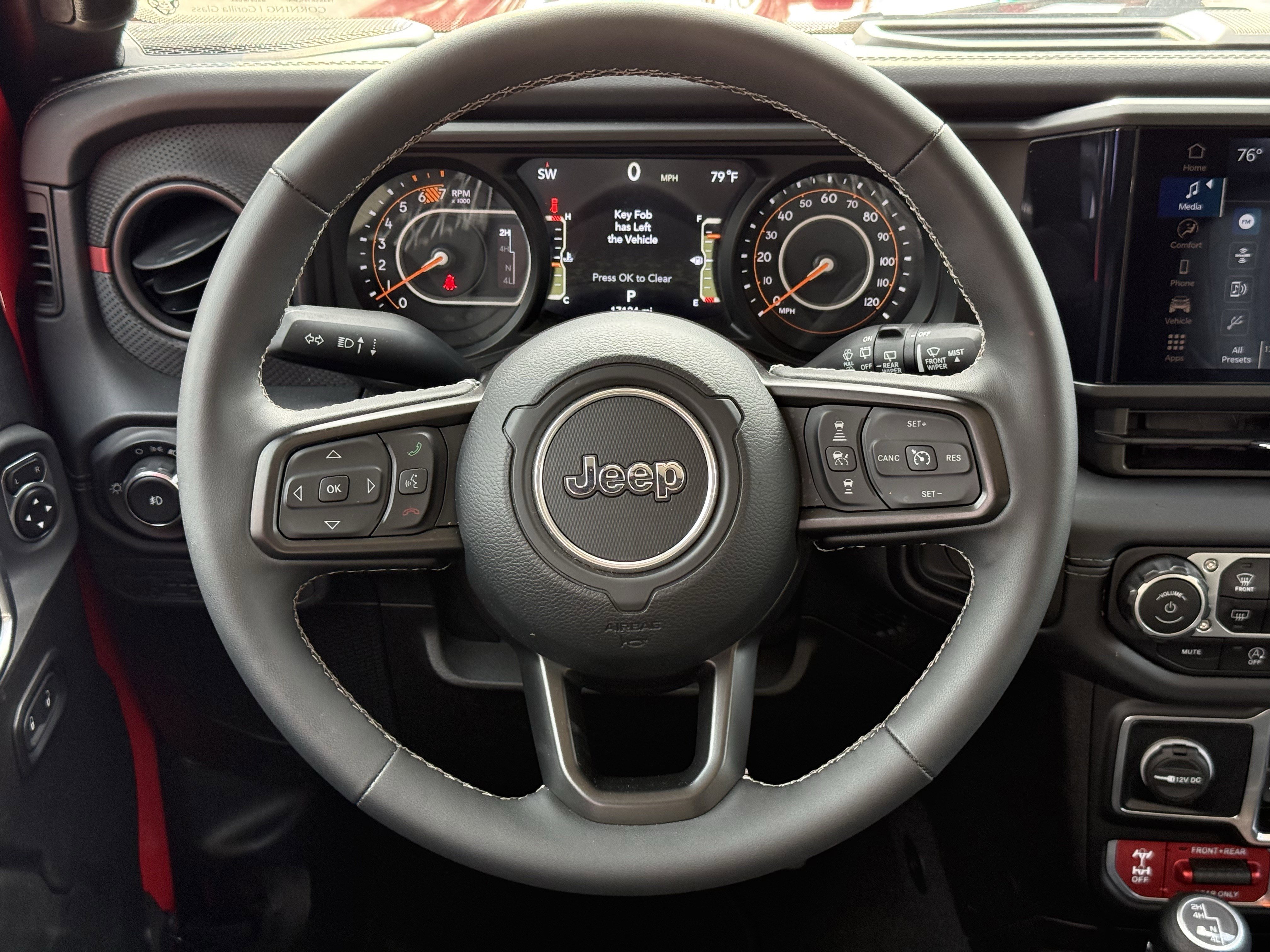 Used 2025 Jeep Wrangler Unlimited Rubicon image 15