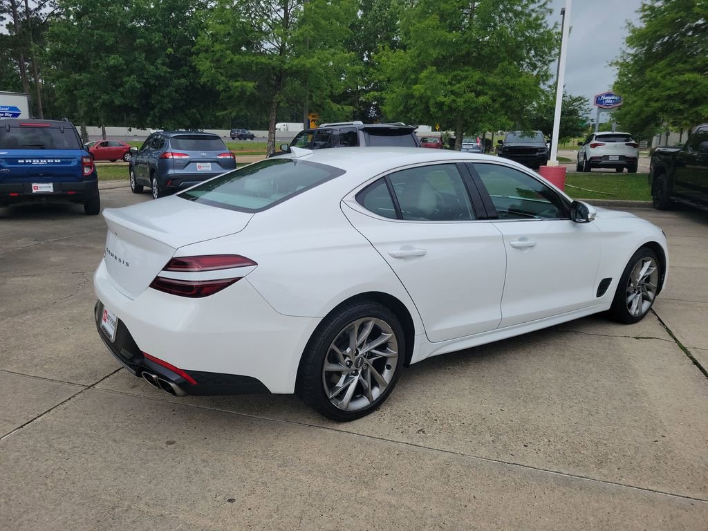 Used 2022 Genesis G70 2.0T RWD image 11
