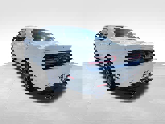 Used 2019 Dodge Challenger GT image 6