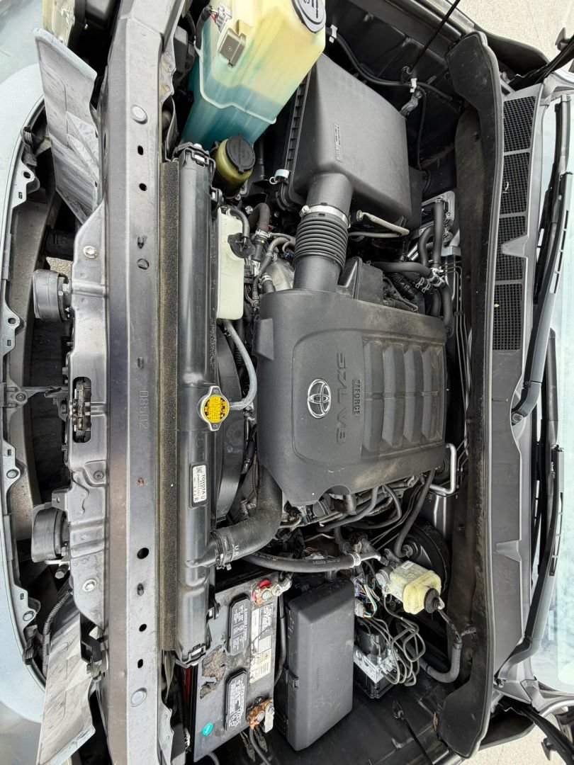 Used 2013 Toyota Sequoia SR5 RWD image 33