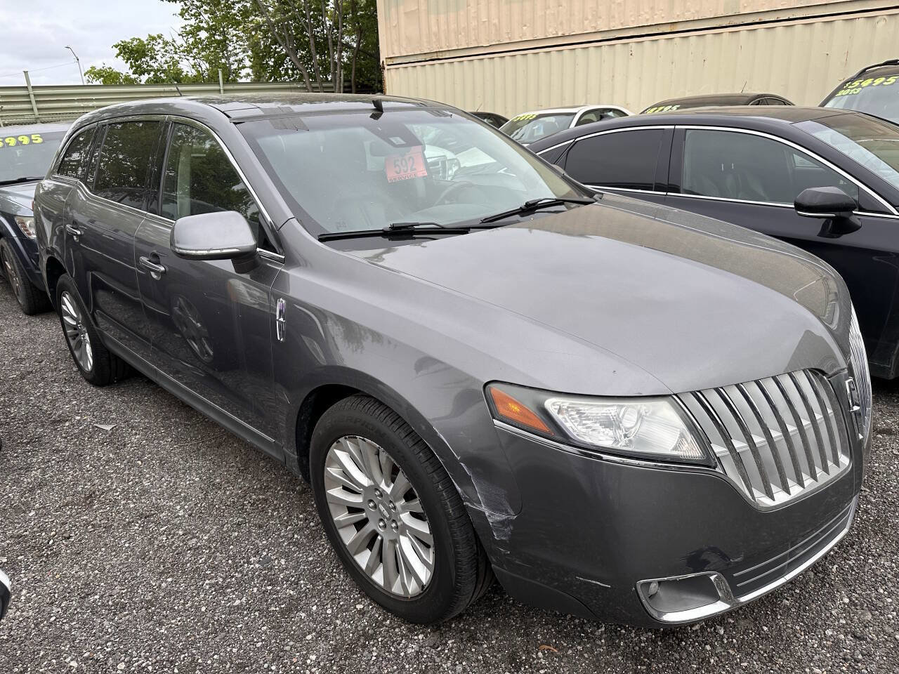 Used 2010 Lincoln MKT Base 4dr Crossover FWD image 6