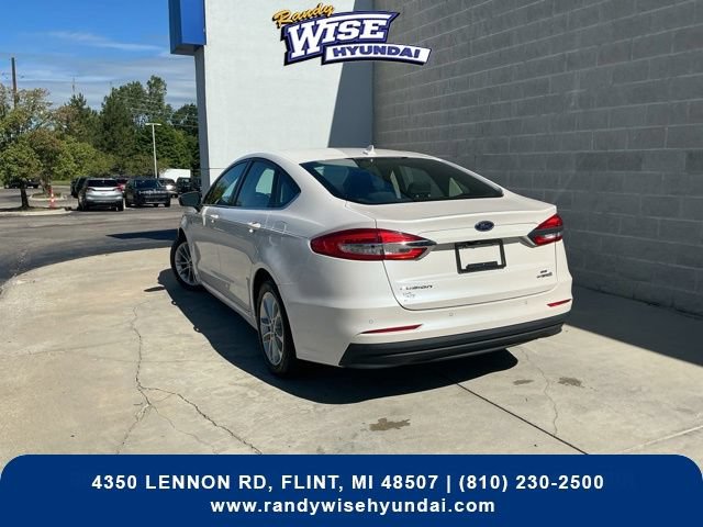 Used 2019 Ford Fusion SE FWD image 10