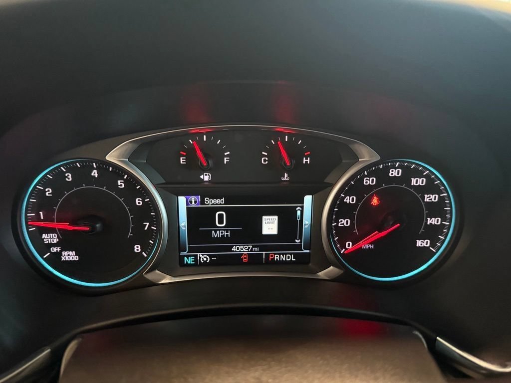 Used 2018 Chevrolet Equinox Premier AWD/4WD image 11
