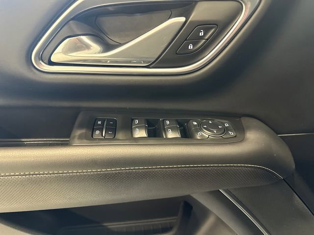 Used 2021 Chevrolet Tahoe Premier AWD/4WD image 32