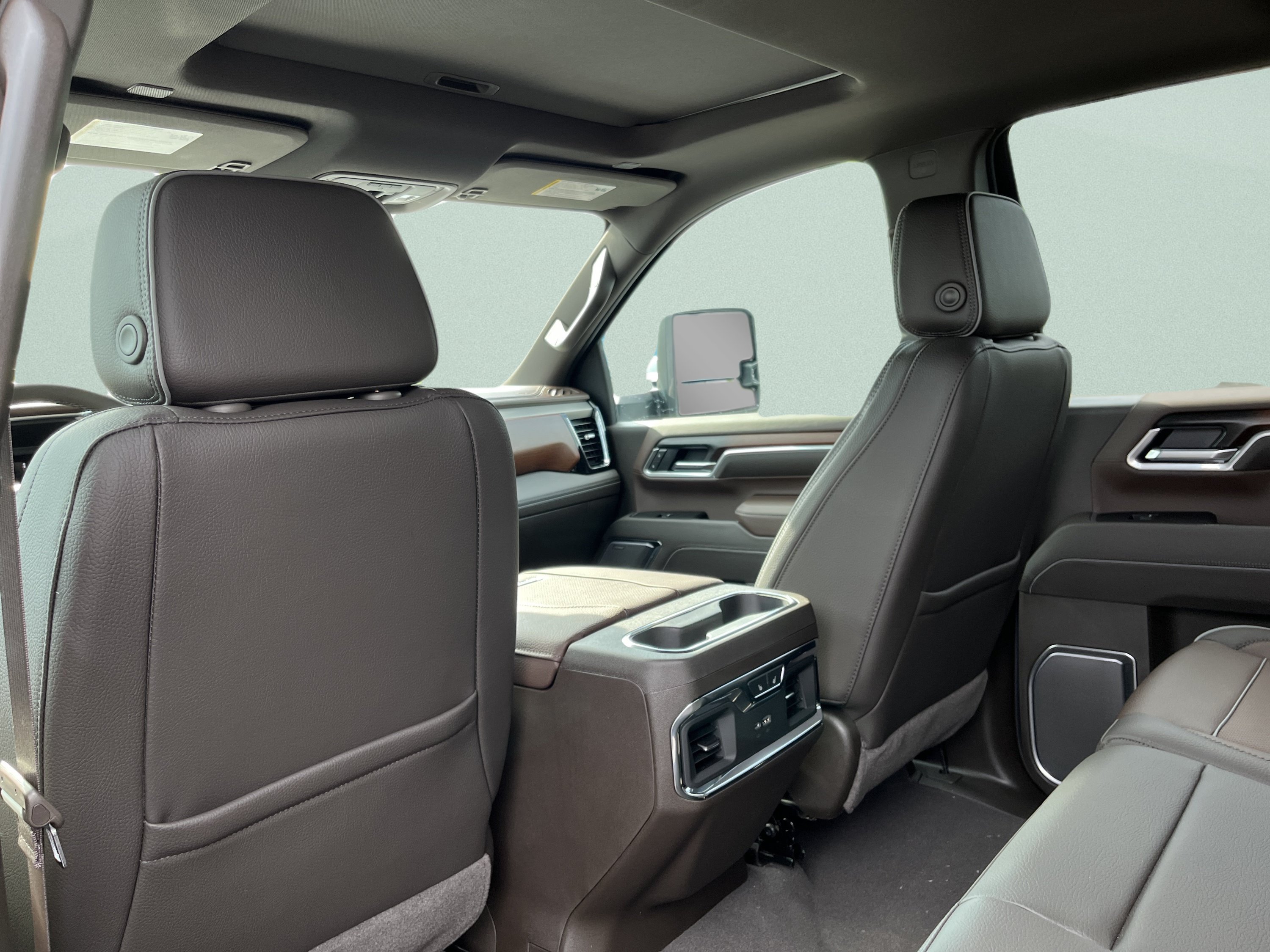 New 2026 GMC Sierra 3500 Denali w/ Technology Package AWD/4WD image 24