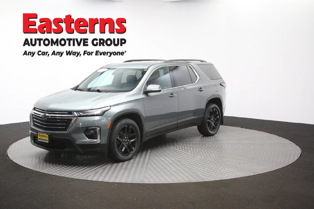 Used 2023 Chevrolet Traverse LT AWD/4WD image 59