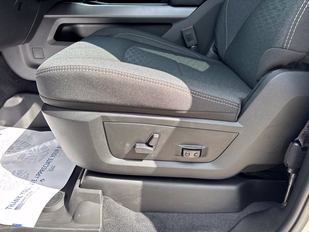 New 2027 RAM 2500 Big Horn AWD/4WD image 37