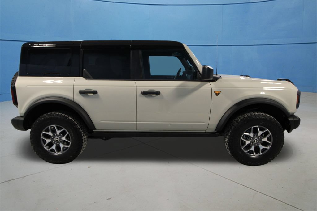 Used 2025 Ford Bronco Badlands AWD/4WD image 33