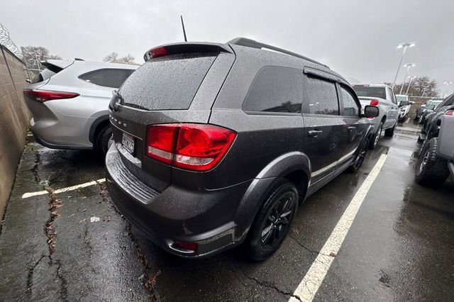 Used 2019 Dodge Journey SE w/ Blacktop Package image 3