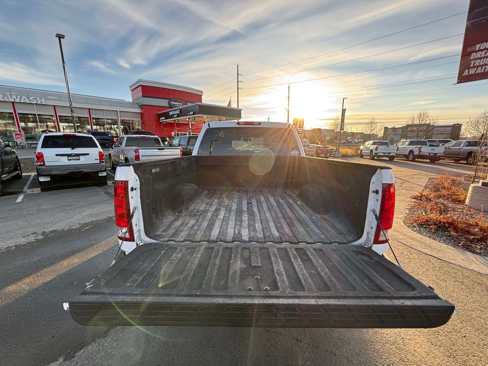 Used 2007 GMC Sierra 1500 SLE w/ SLE/SLT Trailering Package AWD/4WD image 11