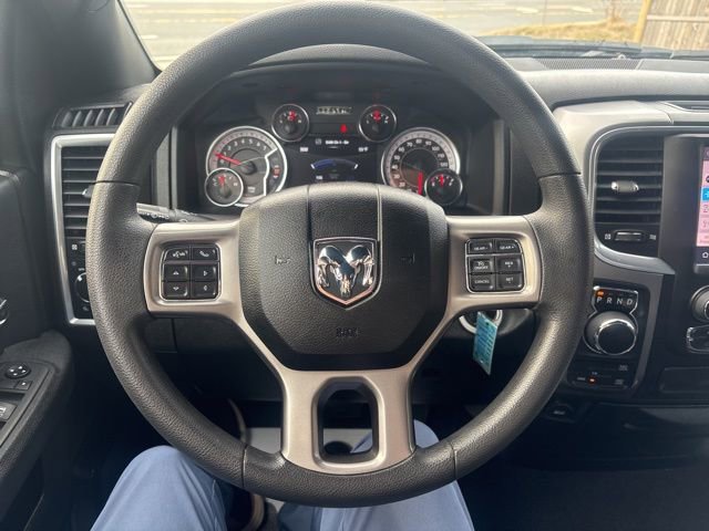 Used 2022 RAM 1500 Classic Warlock w/ Electronics Group AWD/4WD image 17