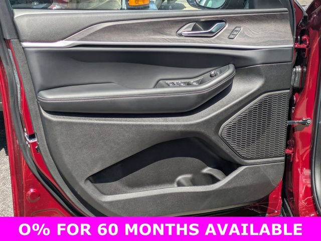 New 2025 Jeep Grand Cherokee Limited w/ Trailer Tow Package image 12