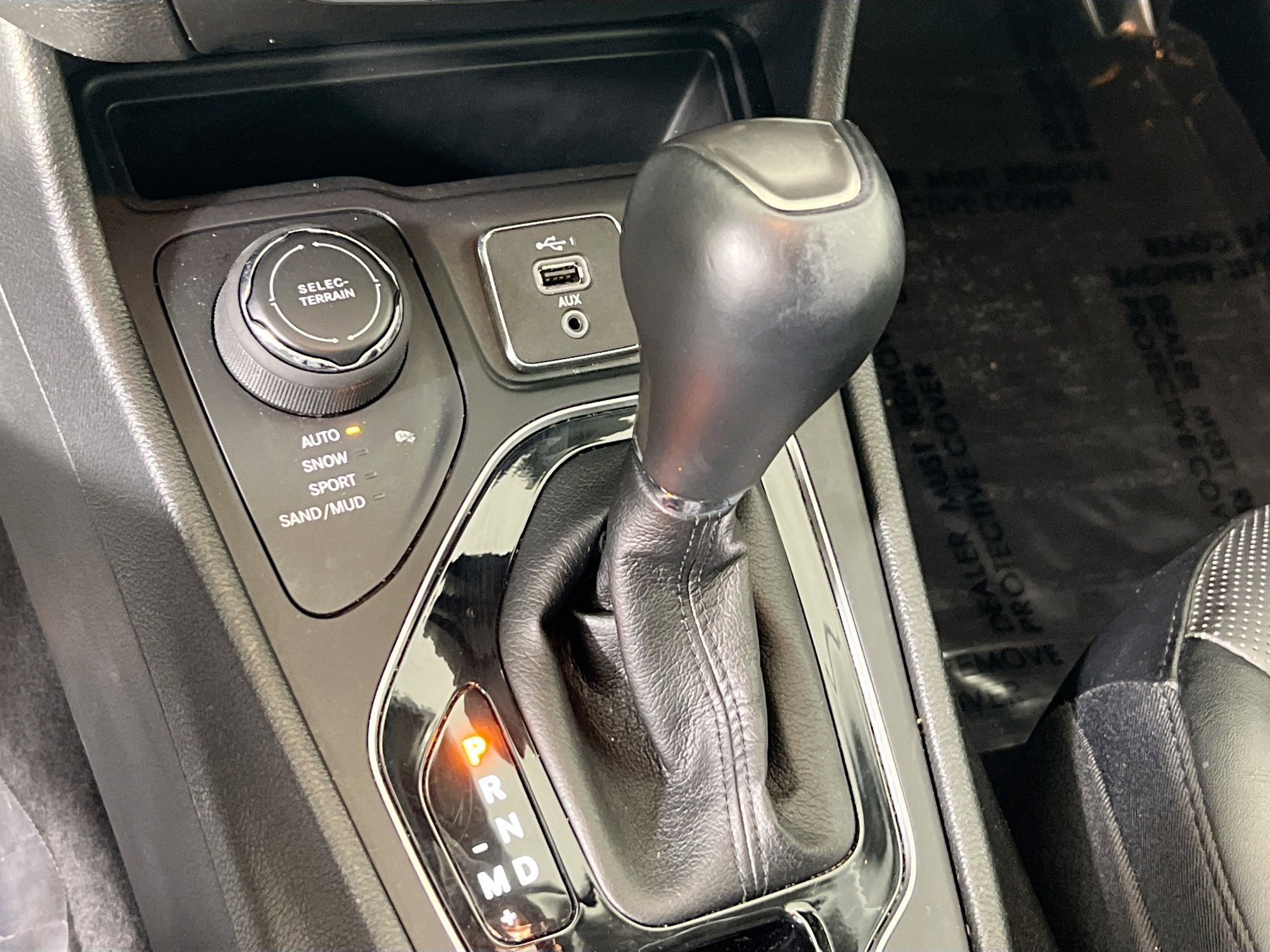 Used 2022 Jeep Cherokee Limited image 16