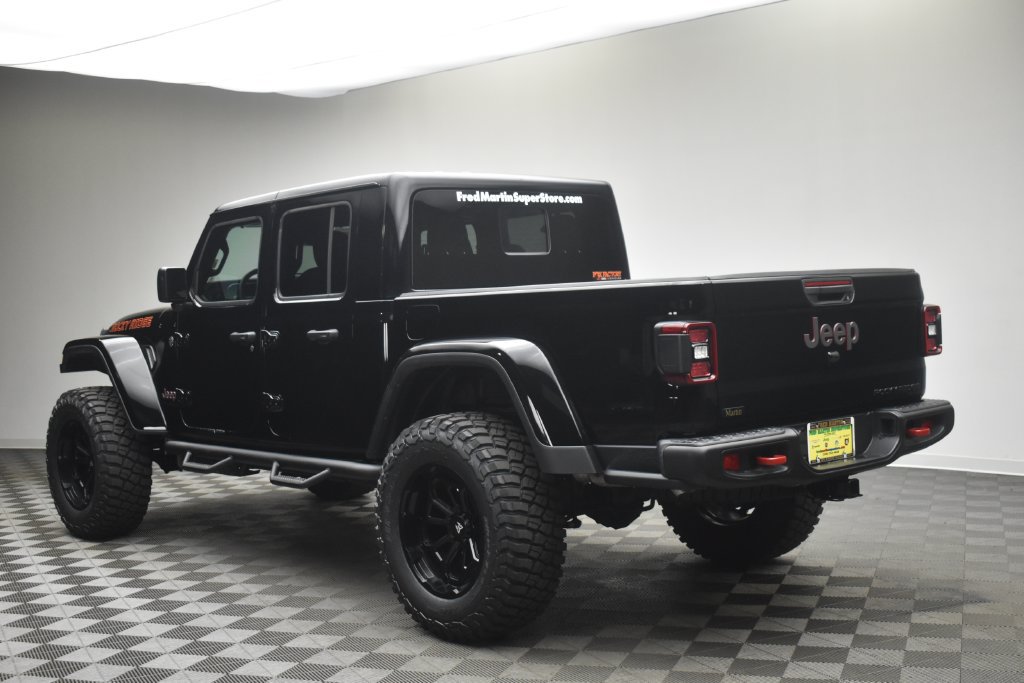 New 2026 Jeep Gladiator Rubicon w/ Technology Group AWD/4WD image 13