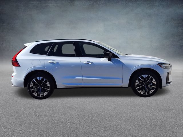 New 2026 Volvo XC60 B5 Plus w/ Climate Package AWD/4WD image 7