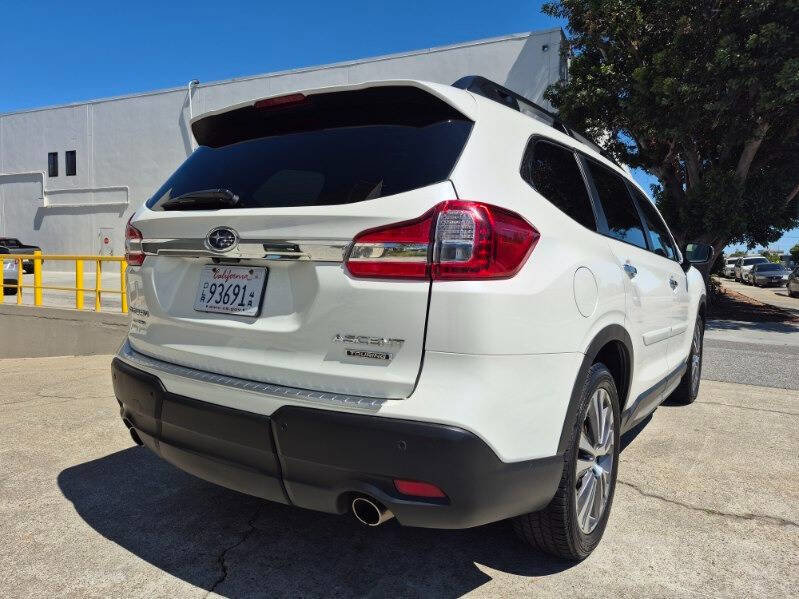 Used 2022 Subaru Ascent Touring image 2
