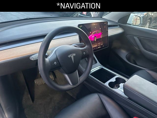 Used 2022 Tesla Model Y Long Range image 3