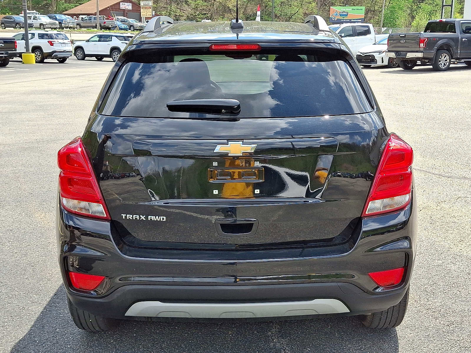 Used 2022 Chevrolet Trax LT w/ LT Convenience Package AWD/4WD image 5