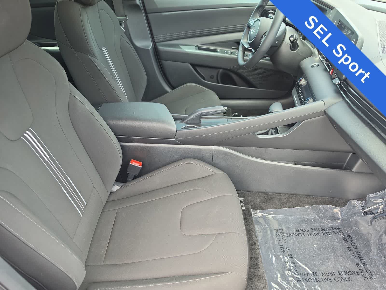 Certified 2025 Hyundai Elantra Sport FWD image 18