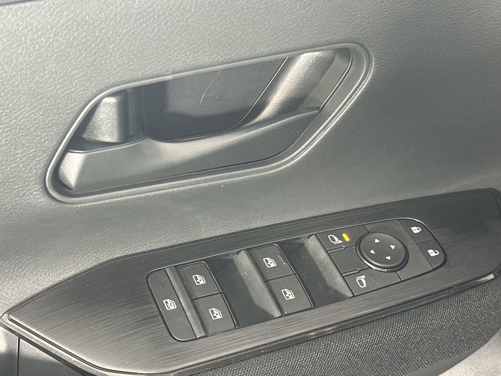 New 2026 Nissan Kicks S FWD image 13