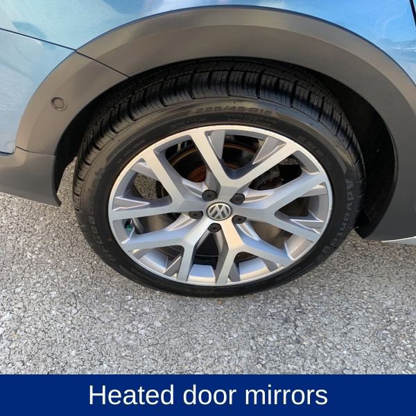 Used 2018 Volkswagen Golf Alltrack SE image 12