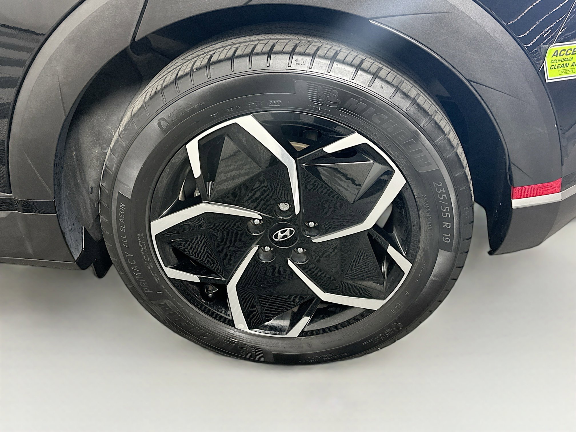 Used 2023 Hyundai Ioniq 5 SE w/ Cargo Package image 11